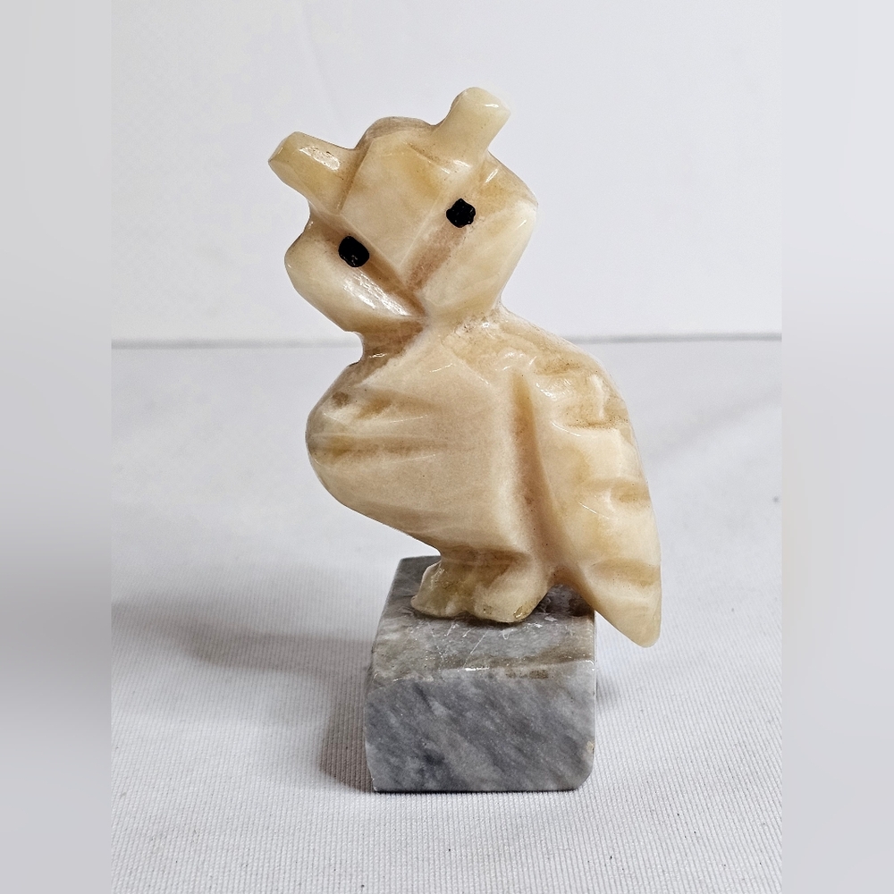 Vtg Stone Carved Owl Onyx Marble Alabaster Statue Figurine Paperweight 3.5" Art